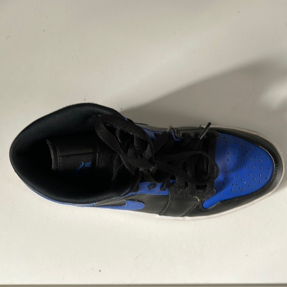 Blue Black Jordan 1 Royals - Picture 4 of 6